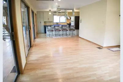 213 Cardinal Dr, Fredericksburg, TX 78624 - Photo 12