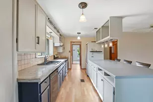 213 Cardinal Dr, Fredericksburg, TX 78624 - Photo 8