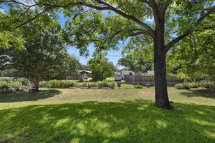 120 W Driftwood Dr, Fredericksburg, TX 78624 - Photo 34