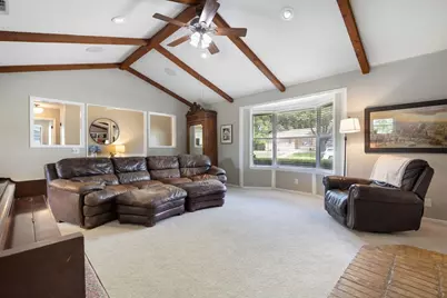 120 W Driftwood Dr, Fredericksburg, TX 78624 - Photo 8