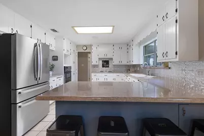 120 W Driftwood Dr, Fredericksburg, TX 78624 - Photo 12
