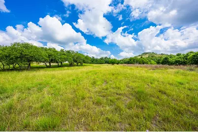 147 Gray Wolf, Blanco, TX 78606 - Photo 8