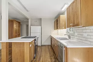 606 W Austin St, Fredericksburg, TX 78624 - Photo 10