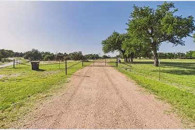 1983 Wendel Ahrens Rd, Fredericksburg, TX 78624 - Photo 12