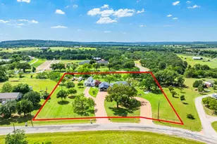411 Emerald Loop, Fredericksburg, TX 78624 - Photo 2
