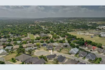 1808 N Chateau Ln, Kerrville, TX 78028 - Photo 26