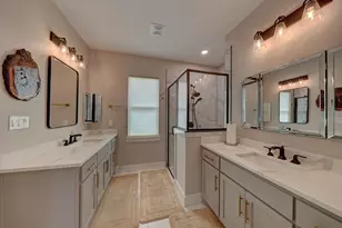1808 N Chateau Ln, Kerrville, TX 78028 - Photo 14