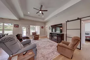 1808 N Chateau Ln, Kerrville, TX 78028 - Photo 4
