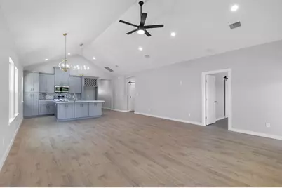 126 Feather Way, Fredericksburg, TX 78624 - Photo 10