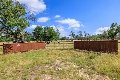 436 Stevens Ranch Rd, Harper, TX 78631 - Photo 6