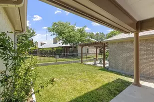 444 Summit Cir, Fredericksburg, TX 78624 - Photo 22