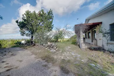 999 Royal Oaks Loop, Fredericksburg, TX 78624 - Photo 2