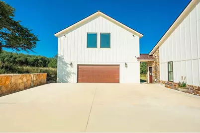 147 Gray Wolf, Blanco, TX 78606 - Photo 32