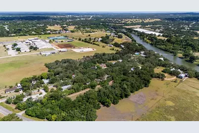221 Felps, Blanco, TX 78606 - Photo 24
