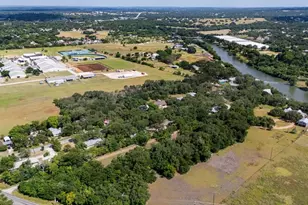 221 Felps, Blanco, TX 78606 - Photo 24