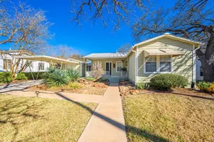 110 Beverly Dr, Fredericksburg, TX 78624 - Photo 1