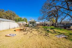 110 Beverly Dr, Fredericksburg, TX 78624 - Photo 24