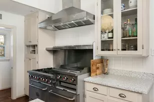 610 Cave Ln, San Antonio, TX 78209 - Photo 10