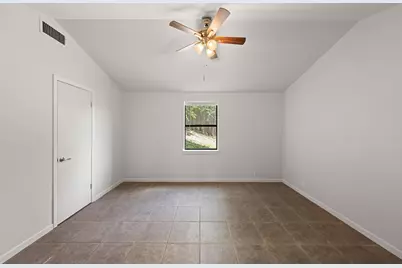 109 Debra Ln, Hunt, TX 78024 - Photo 8