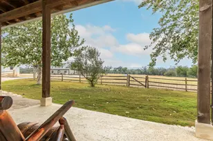 237 Twisted Timbers Rd, Fredericksburg, TX 78624 - Photo 10