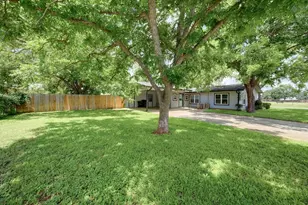 599 E Hwy St, Fredericksburg, TX 78624 - Photo 26