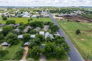 599 E Hwy St, Fredericksburg, TX 78624 - Photo 36