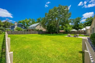 419 W San Antonio St, Fredericksburg, TX 78624 - Photo 36