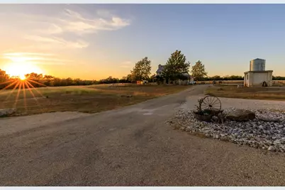 237 Twisted Timbers Rd, Fredericksburg, TX 78624 - Photo 32