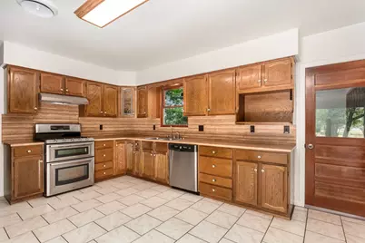 111 Beverly Dr, Fredericksburg, TX 78624 - Photo 12
