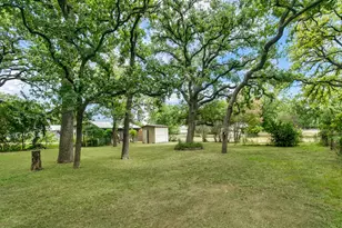 111 Beverly Dr, Fredericksburg, TX 78624 - Photo 38