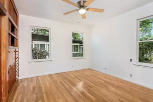 111 Beverly Dr, Fredericksburg, TX 78624 - Photo 10