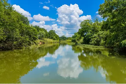 341 River View Rd, Fredericksburg, TX 78624 - Photo 2