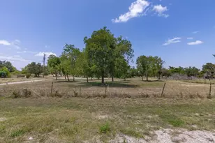 143 Michael Dr, Harper, TX 78631 - Photo 28
