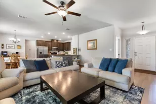 143 Michael Dr, Harper, TX 78631 - Photo 4