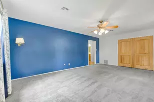 101 E Grothe St, Fredericksburg, TX 78624 - Photo 30