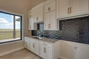 211 Interlaken St, Fredericksburg, TX 78624 - Photo 24