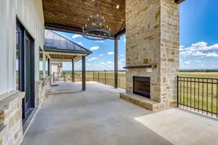211 Interlaken St, Fredericksburg, TX 78624 - Photo 26