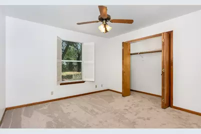 301 W Hackberry St, Fredericksburg, TX 78624 - Photo 20