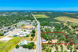 1709 N Llano St, Fredericksburg, TX 78624 - Photo 14