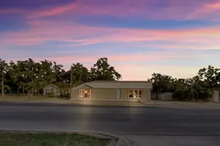 1709 N Llano St, Fredericksburg, TX 78624 - Photo 24