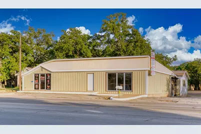 1709 N Llano St, Fredericksburg, TX 78624 - Photo 20
