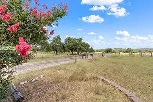 11902 Lower Crabapple Rd, Fredericksburg, TX 78624 - Photo 16