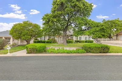 2208 Amberstone, Fredericksburg, TX 78624 - Photo 2