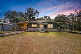 510 S Columbus, Fredericksburg, TX 78624 - Photo 1