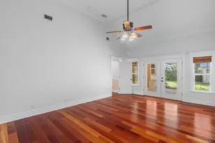 408 W Creek St, Fredericksburg, TX 78624 - Photo 16