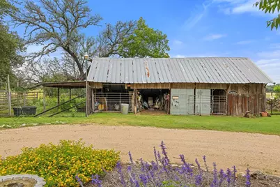 1533 Ranch Rd 1323, Johnson City, TX 78636 - Photo 32
