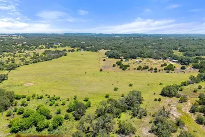 1533 Ranch Rd 1323, Johnson City, TX 78636 - Photo 36