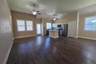 227 Dudley Wy, Fredericksburg, TX 78624 - Photo 8