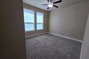 227 Dudley Wy, Fredericksburg, TX 78624 - Photo 6