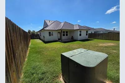 227 Dudley Way, Fredericksburg, TX 78624 - Photo 18